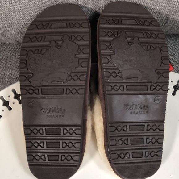 Staheekum genuine sheepskin slip on slippers. - Picture 5 of 7